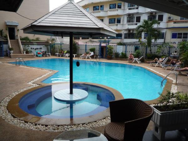 Marina Inn Паттая Екстер'єр фото